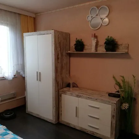 Schneerose توبليتز